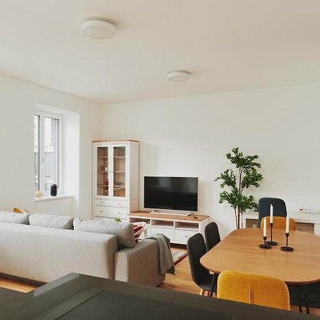 New Spacious Ultra-Modern Apartment In Wien Westbahnhof Viena Exterior foto